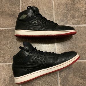 Nike Air Jordan Retro 1 97 XIII Playoffs 2013